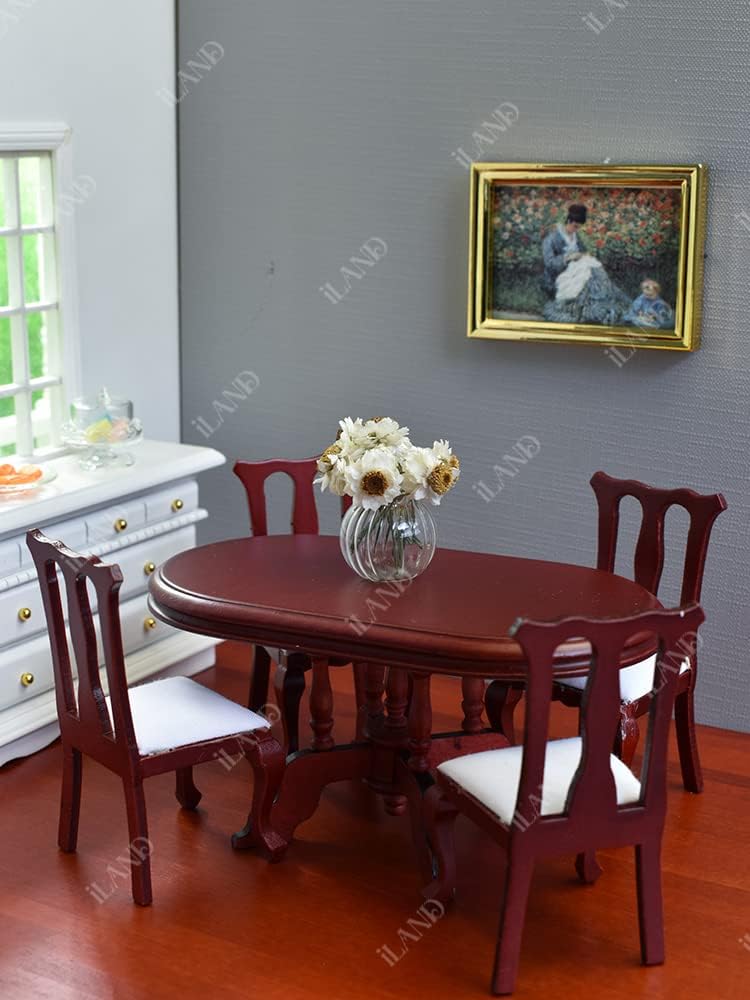 iland dollhouse golden frames reflect light for premium display