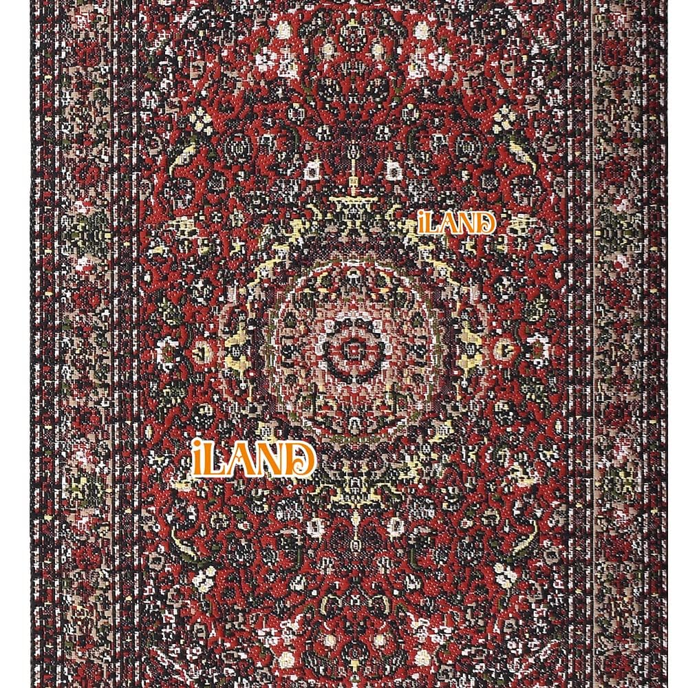 iLAND packaging protects mini rugs during shipping.