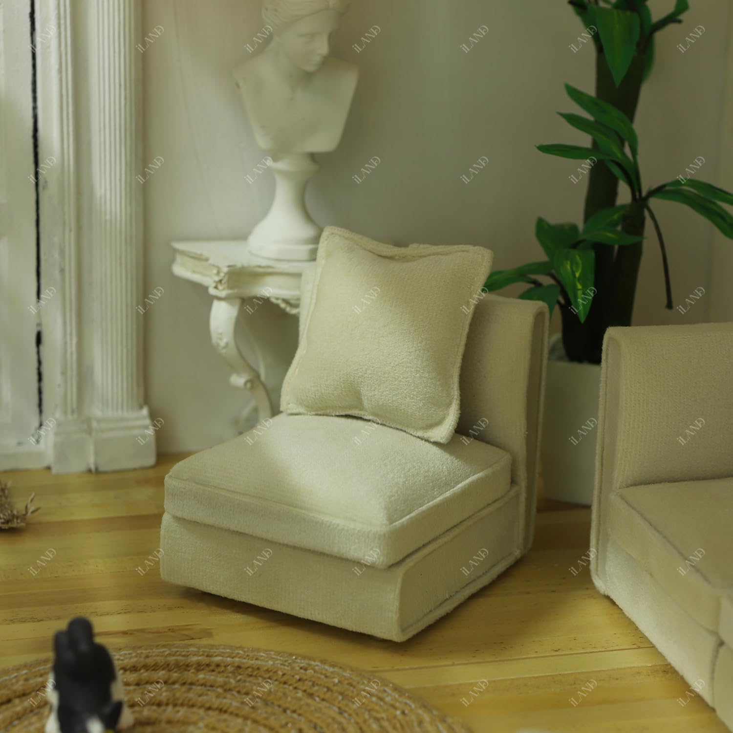 iland back-detail reveals refined seams and elegant profile