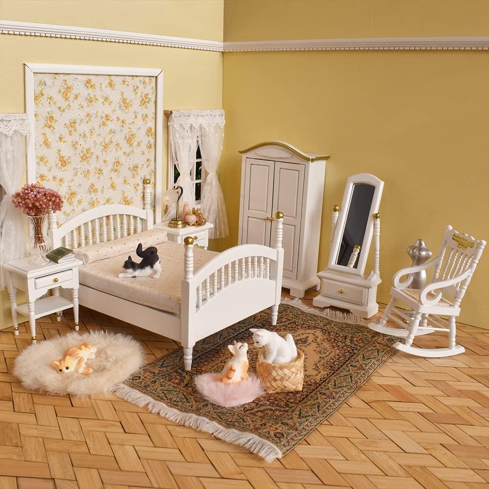 iLAND bedroom layout view demonstrates complete vintage setup in 1/12 scale.