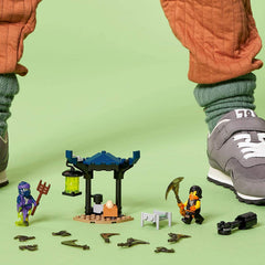 LEGO NINJAGO Epic Battle compact set perfect for desk play