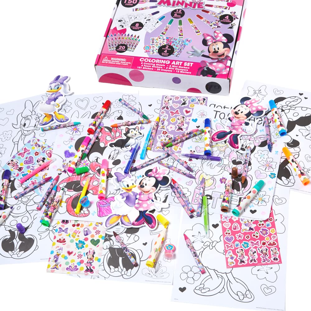 Innovative Designs Minnie Mouse coloring sheets for imaginative play