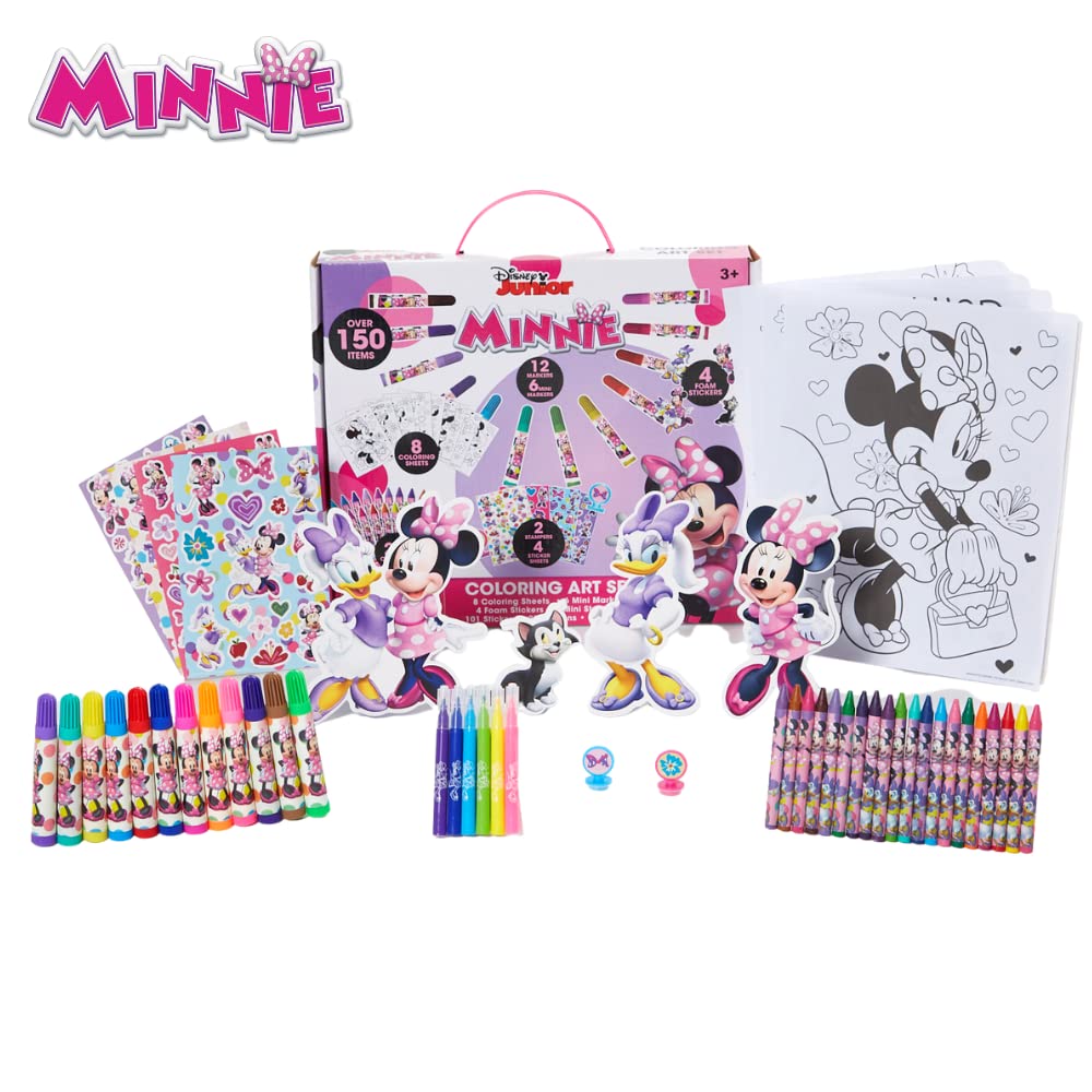 Innovative Designs Minnie Mouse art set, travel-friendly gift idea