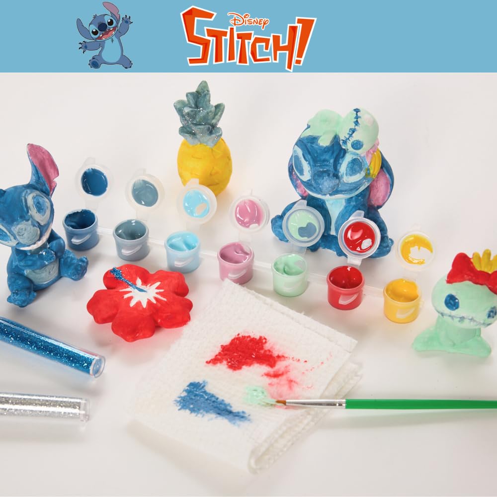 Innovative Designs Glitter tubes: sparkle enhances personalized craft accents.