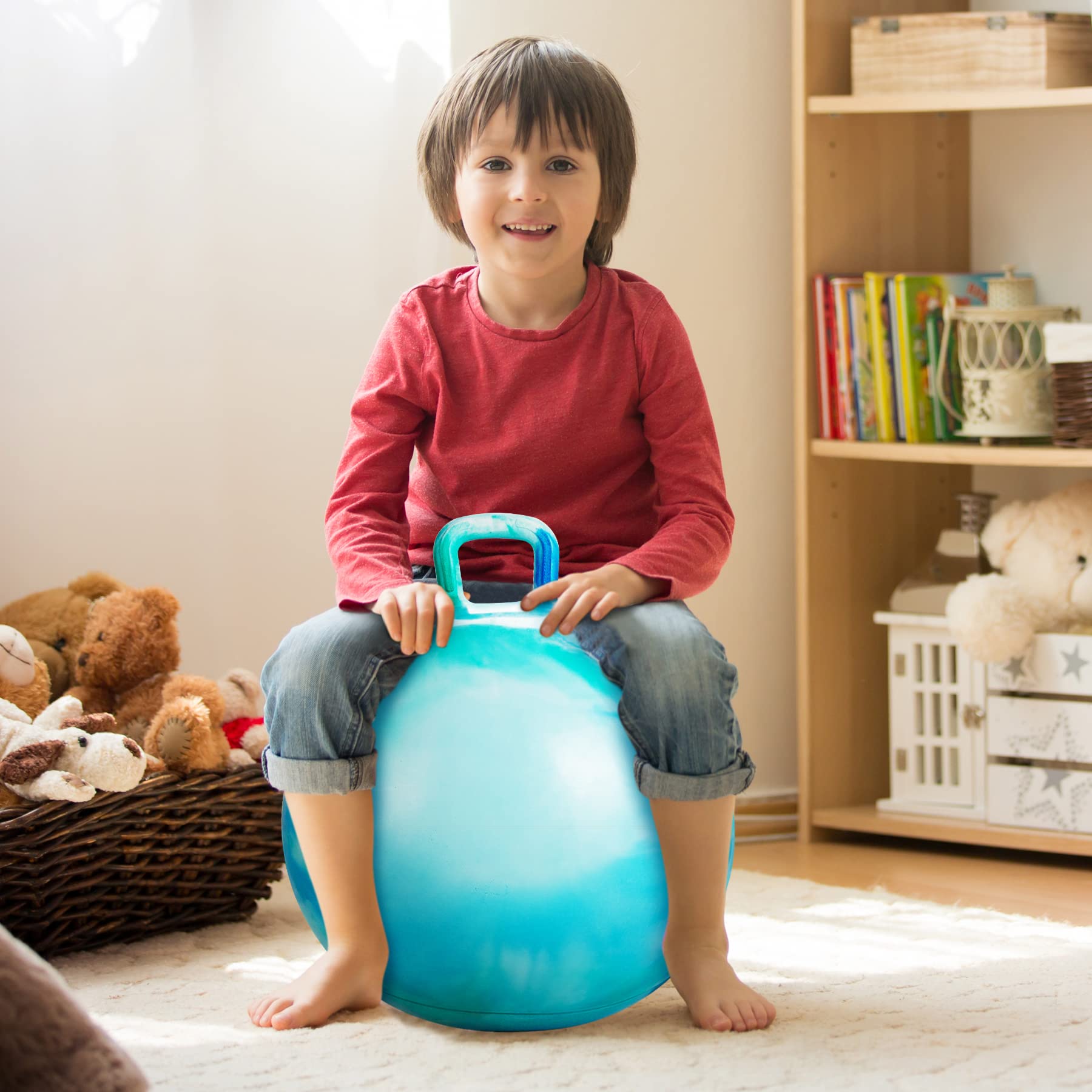 Kid-friendly INPODAK hopper ball design supports active movement.