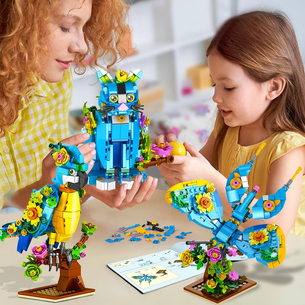 INSOON movable joints detail—interactive posing for dynamic play