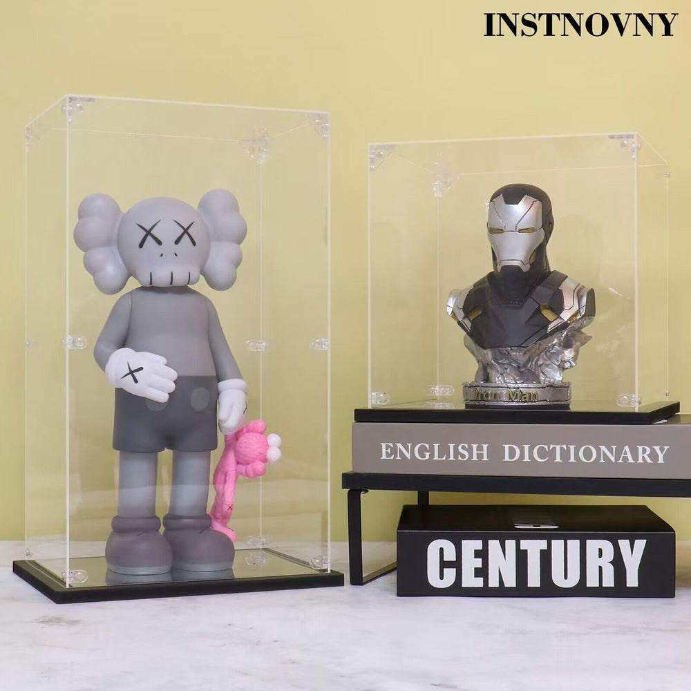 Instnovny dustproof display case placed on desk or shelf for protection