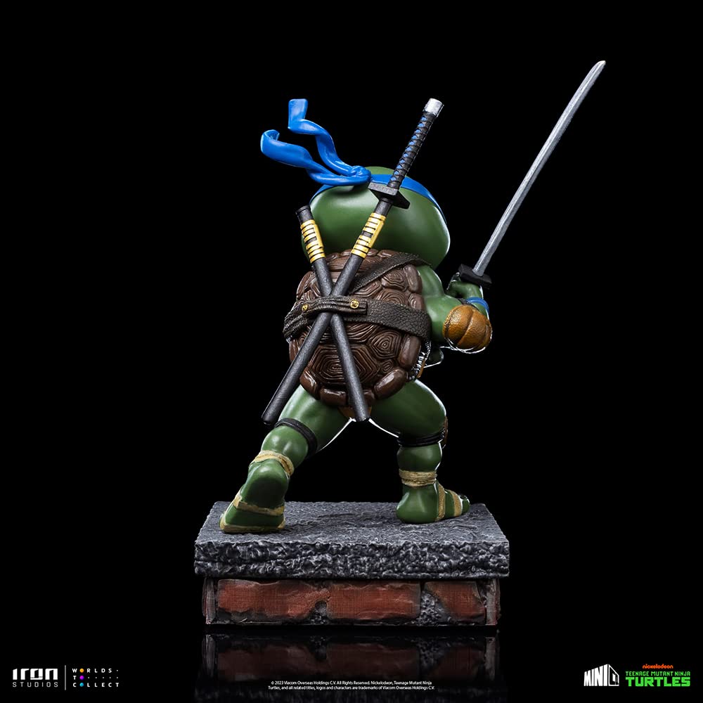 Iron Studios brickwork pedestal base enhances diorama depth