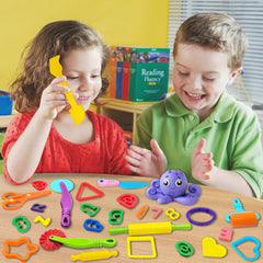 iShyan shapes cutters include circles, stars, and more for versatile dough scenes