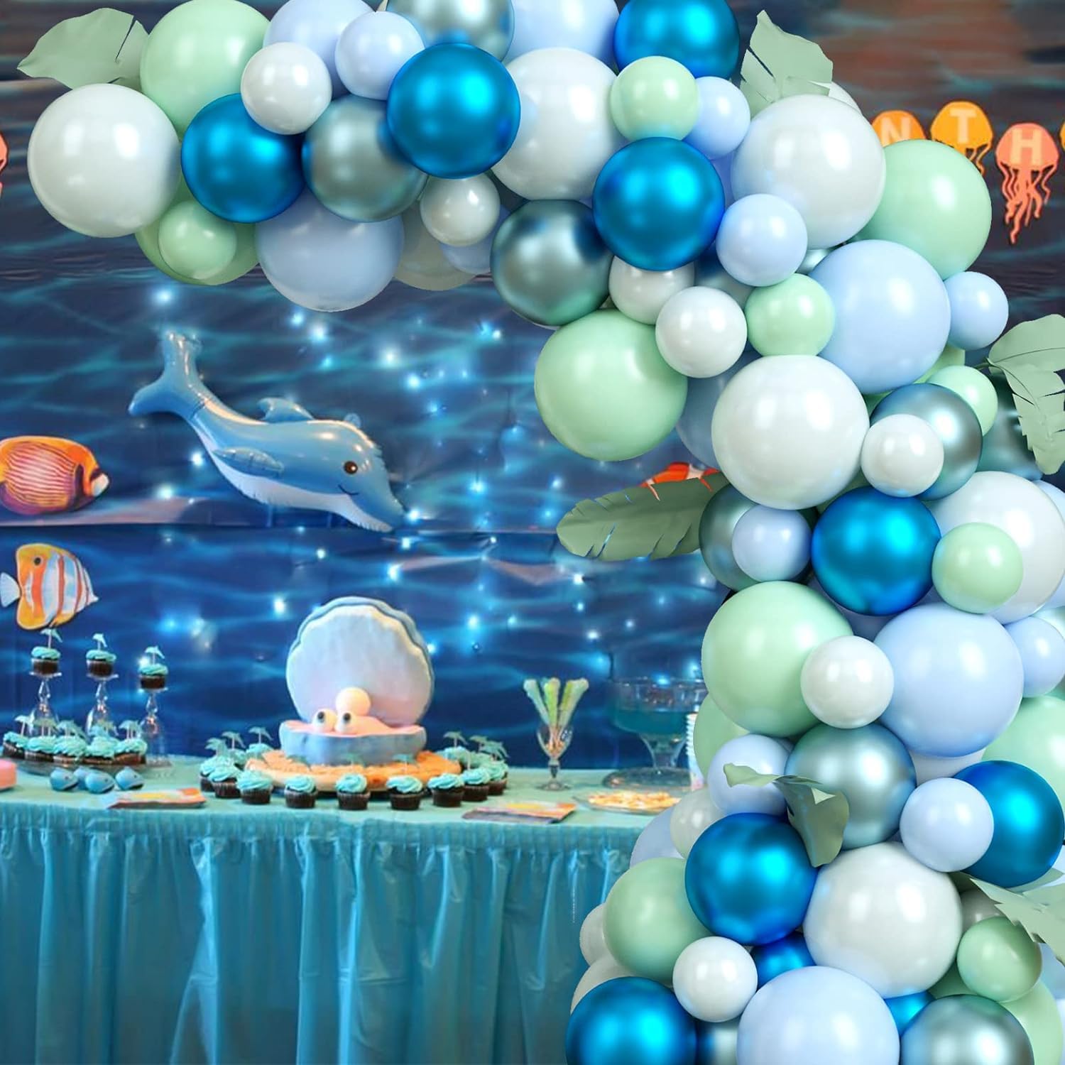 Isndare metallic blue 12inch balloon stands out in arches