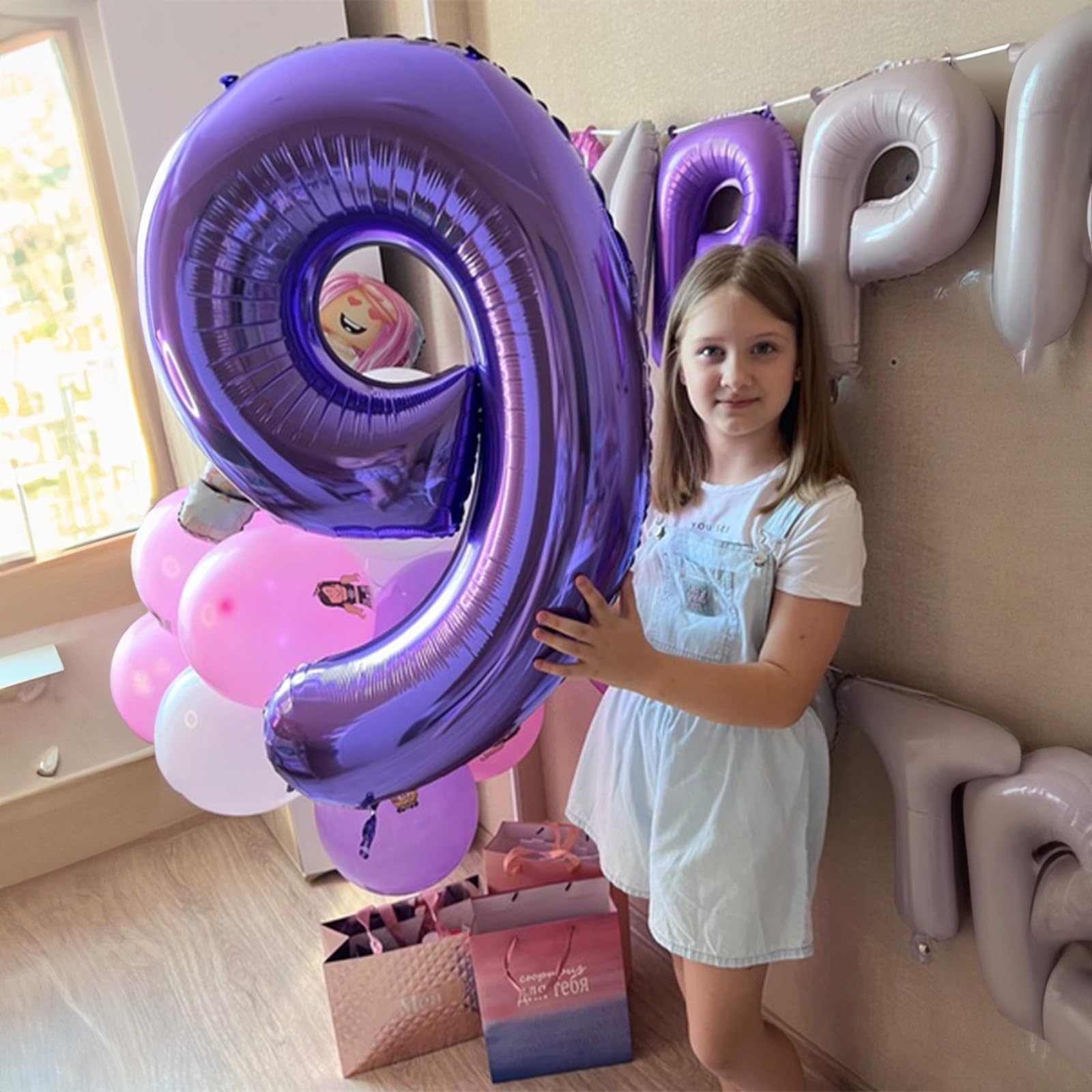 Isndare 8th birthday balloon ideal for bridal showers and anniversaries.