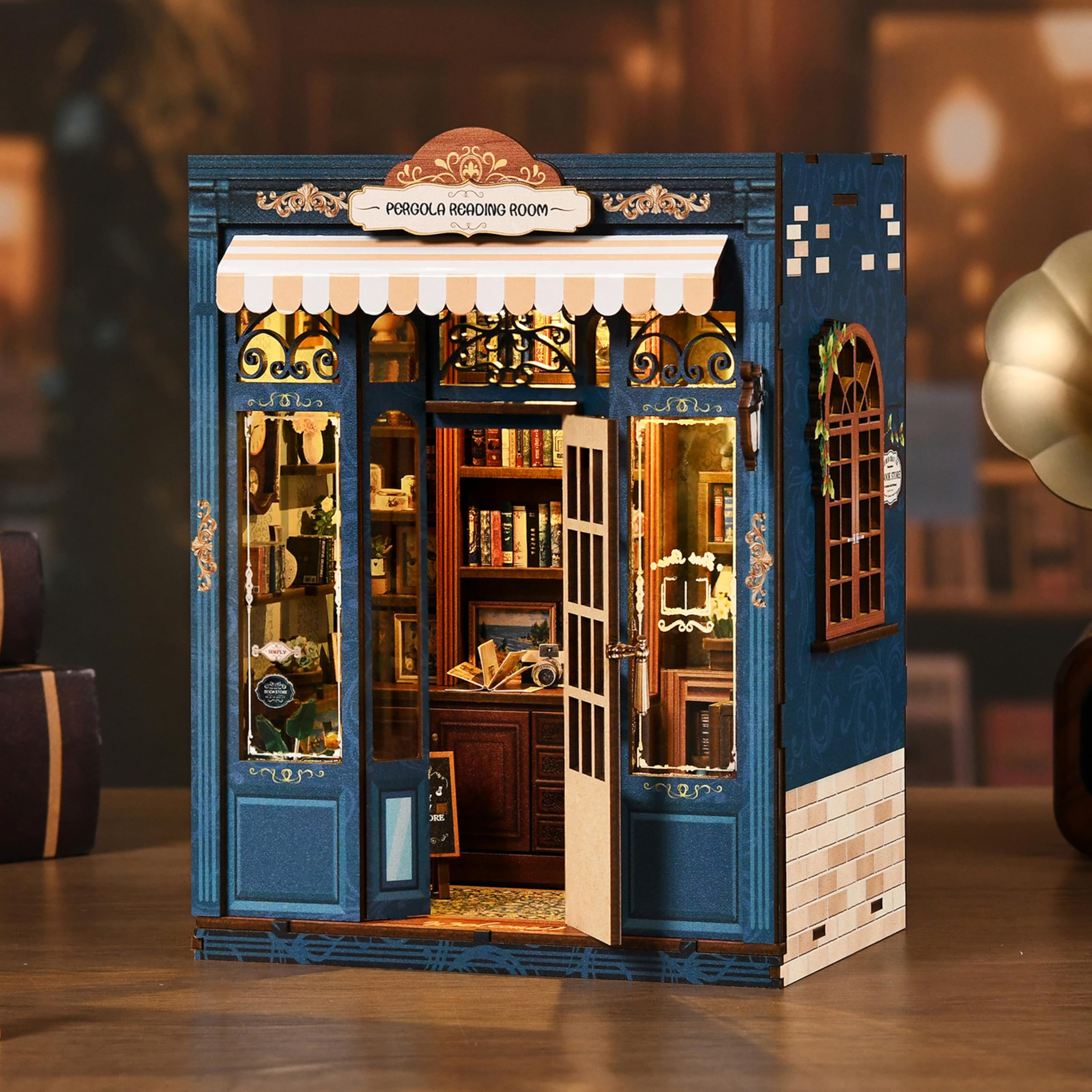 ISSEVE Book Nook Kit color guide helps accurate assembly and enjoyment