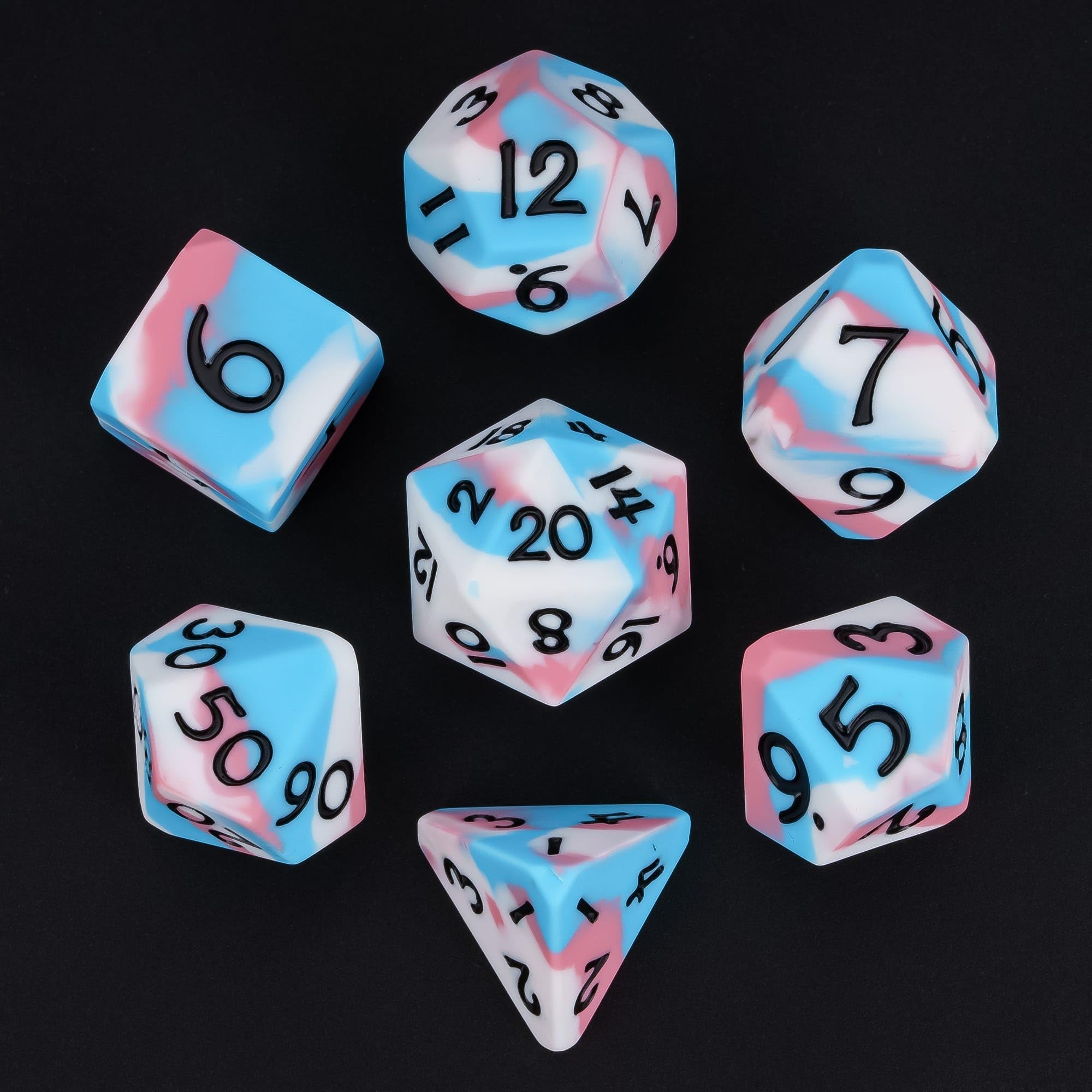 IUSTIDIE soft-touch dnd dice with smooth edges for comfortable rolling.