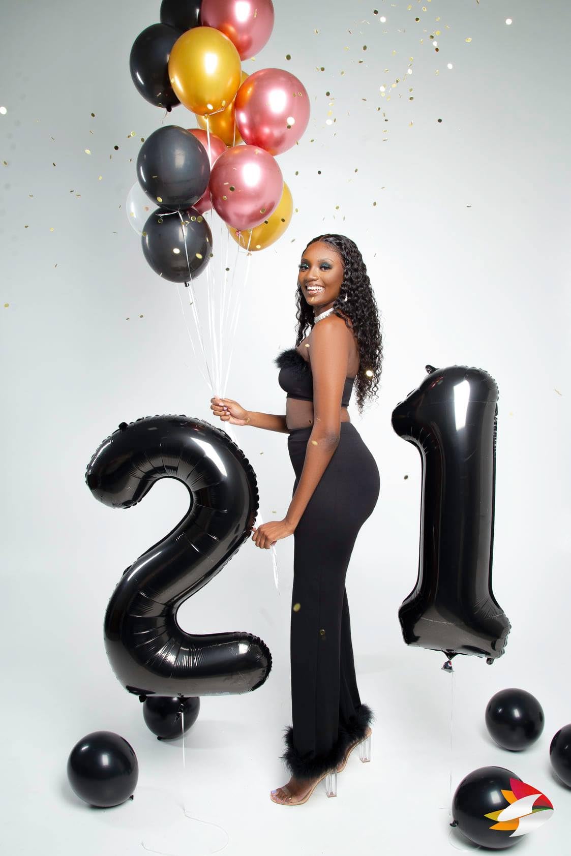 IWERP 21st birthday backdrop balloon, enhances stage presence and selfies
