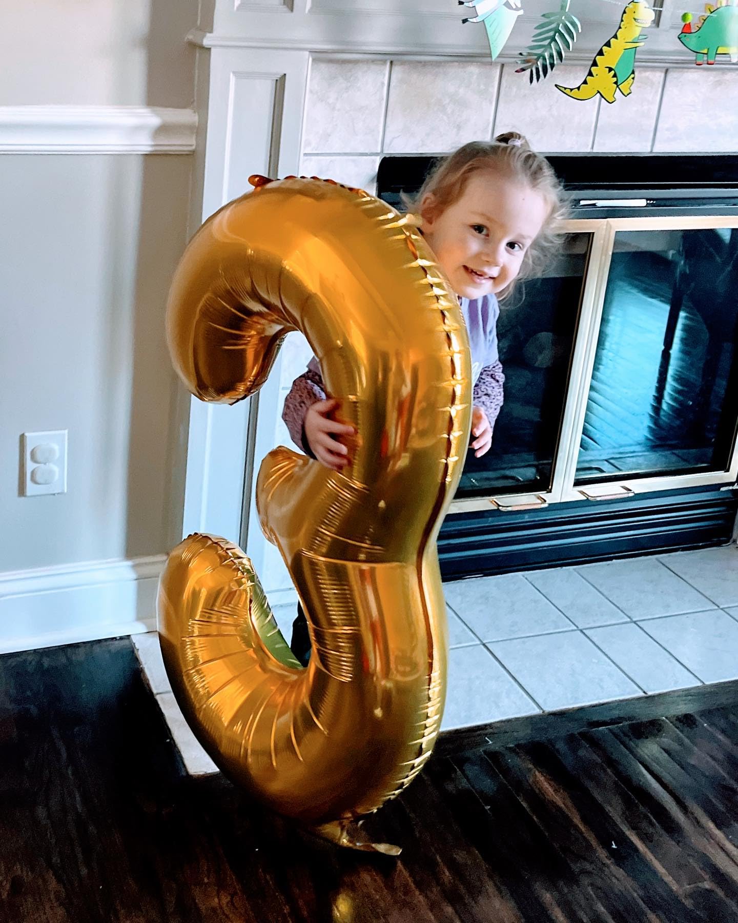 iwerp 3rd birthday party balloon to mark milestones