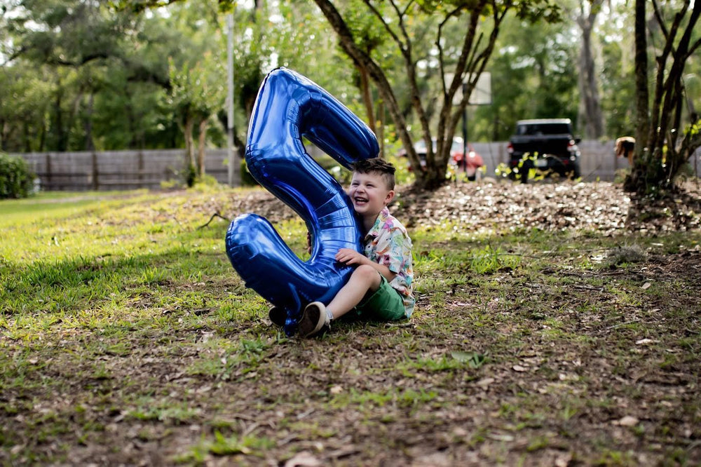 IWERP 5th birthday navy blue balloon, 40-inch, perfect for milestone celebrations and props.