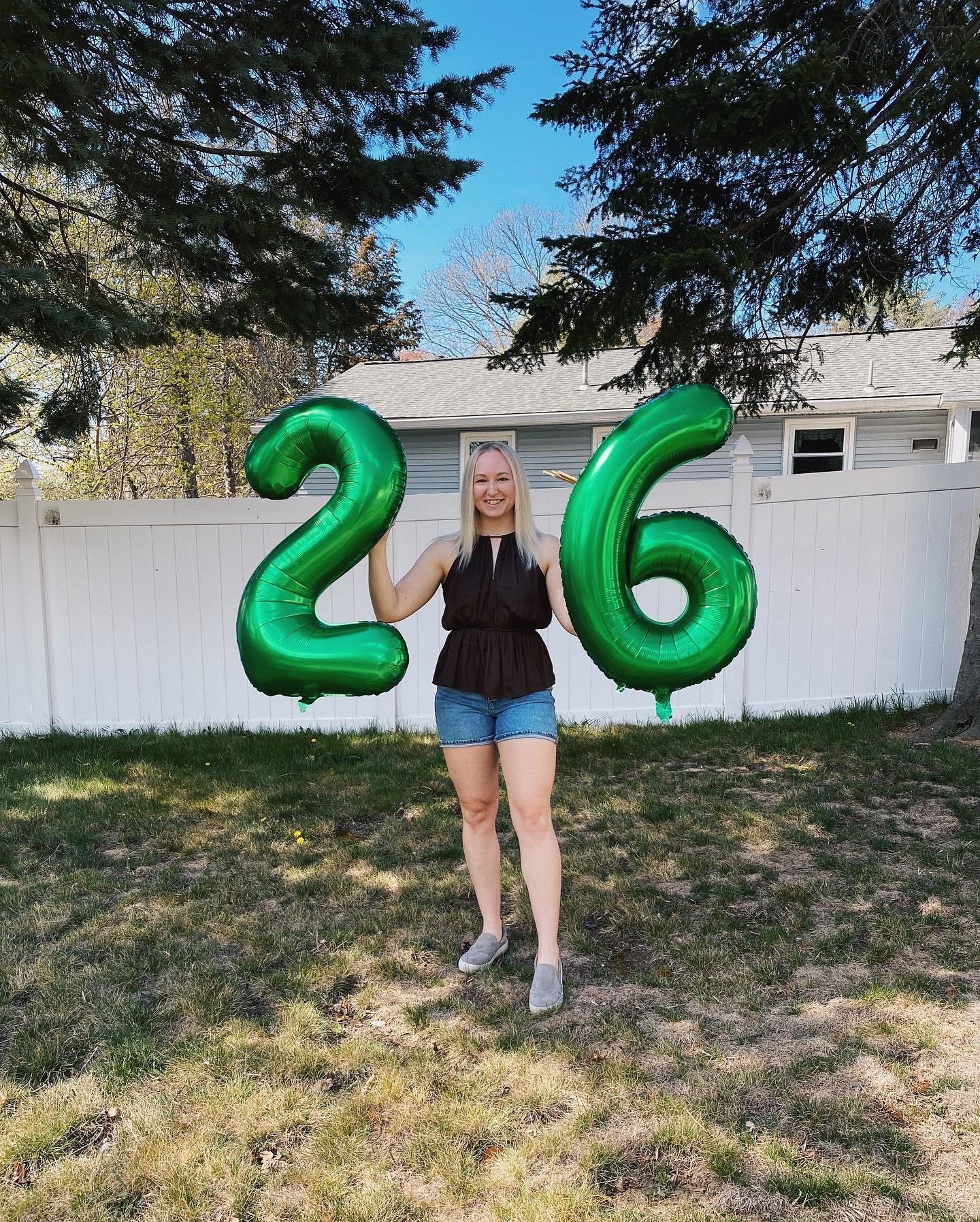 IWERP 60th birthday green decor elevates table settings and milestones.
