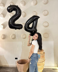 IWERP black-number balloon 80 with foil finish elevates event aesthetics and photos.
