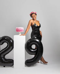 IWERP 40-inch-black-number-balloon enhances photos and decor.