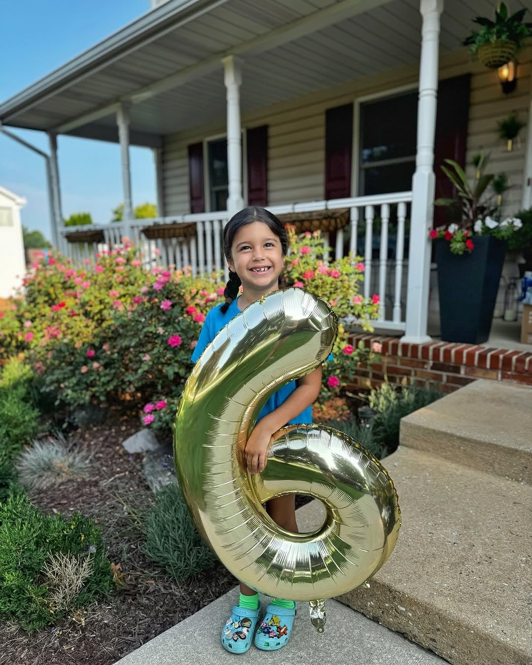 IWERP champagne gold 3 balloon brings timeless elegance to party centers.