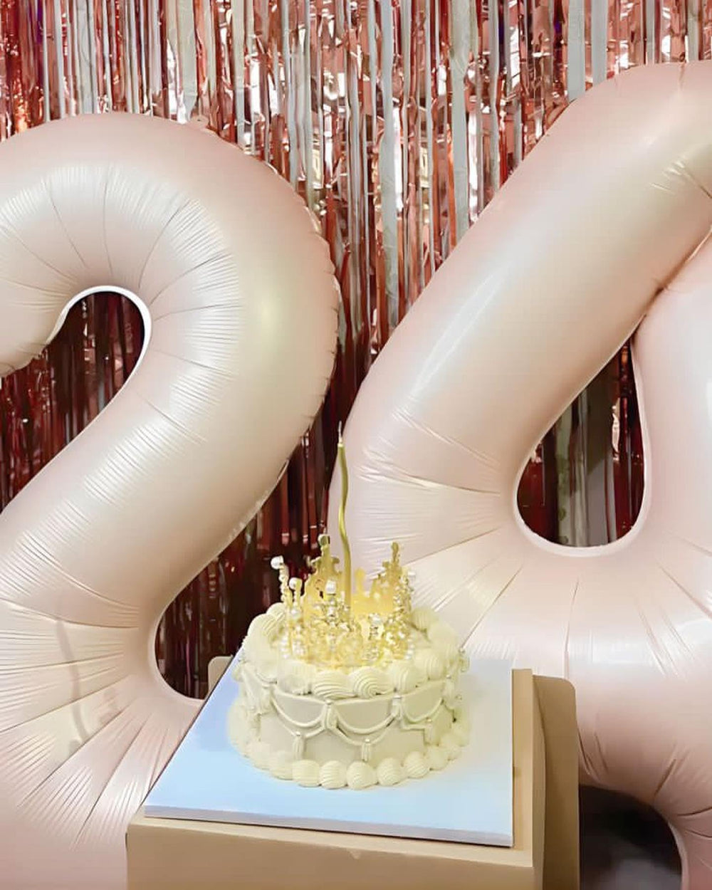 IWERP Cream 4-Balloon setup at entrance adds welcoming party vibe.