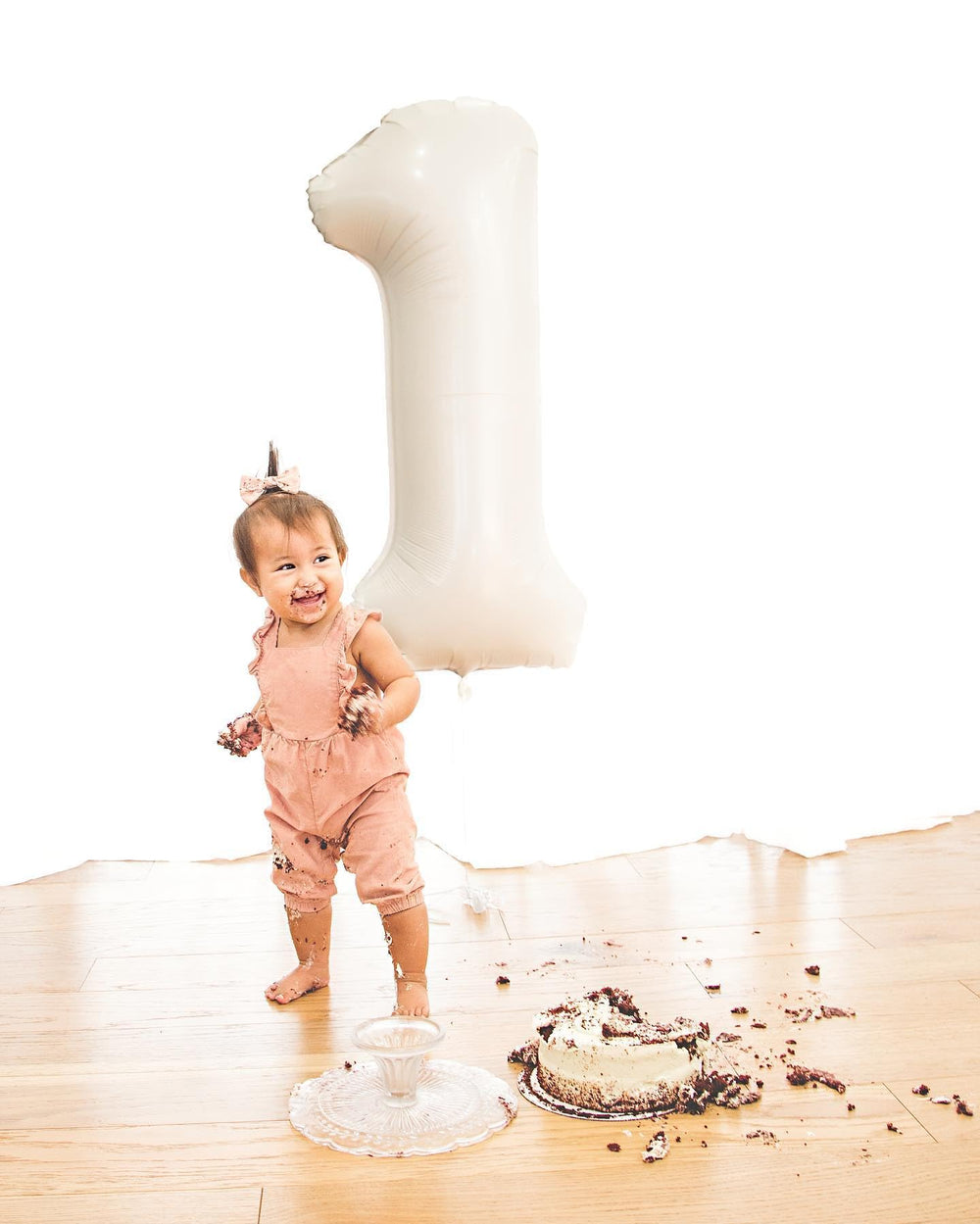 IWERP Cream Number 1 balloon ready for hanging or floating use.