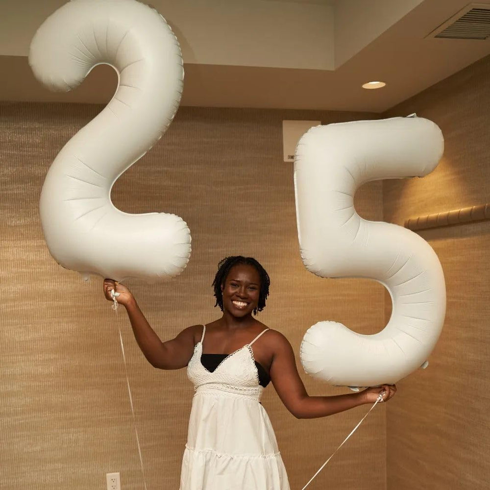 IWERP self-sealing number balloon 25 simplifies inflation and reuse.