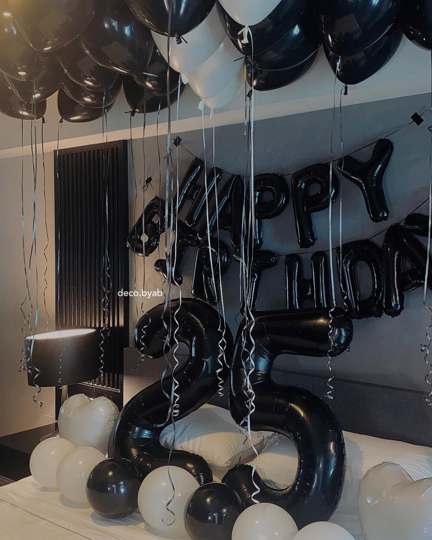 IWERP durable black number 6 balloon designed for long celebrations.