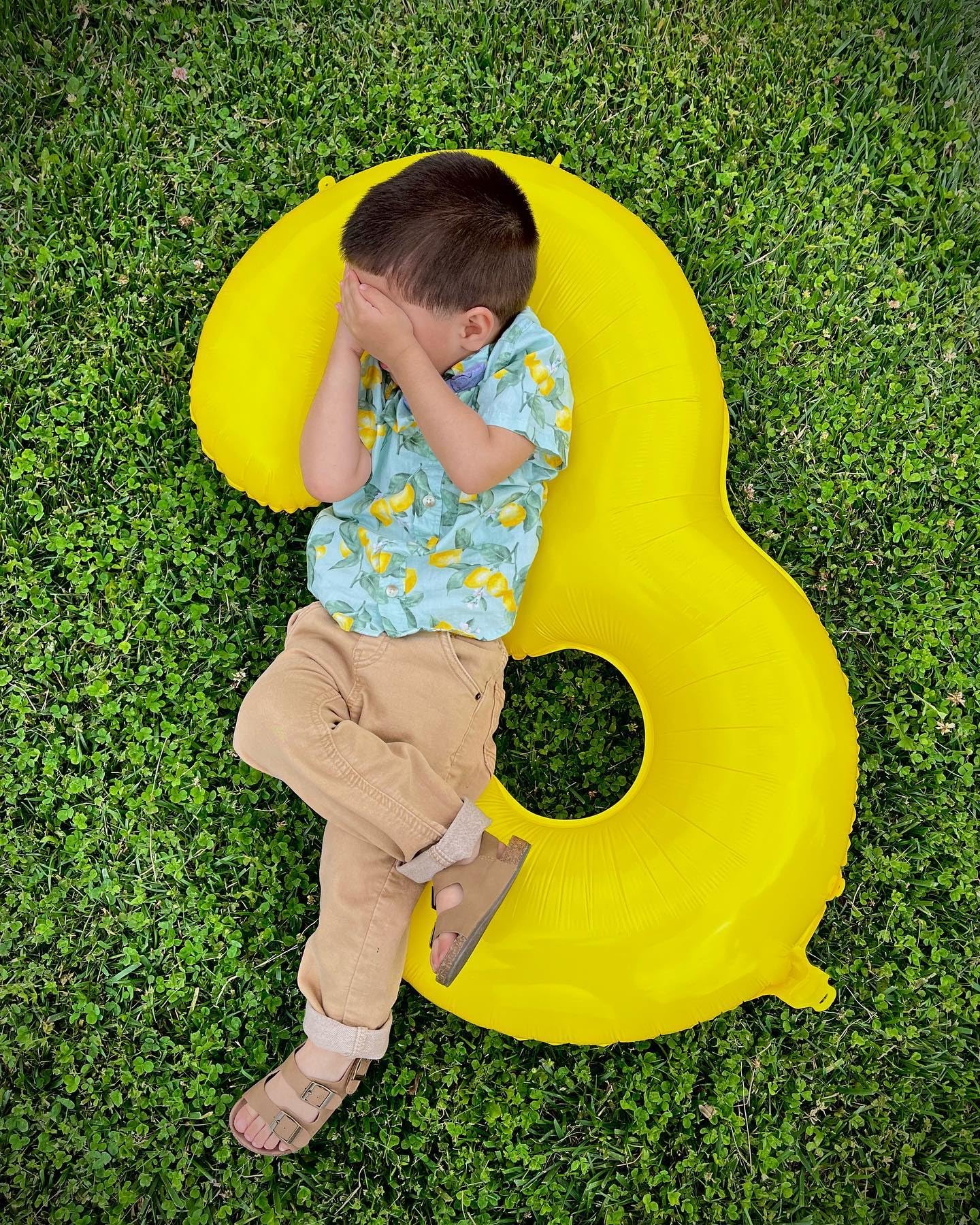 IWERP Foil Number Balloon 3 for festive party backdrops and selfies.