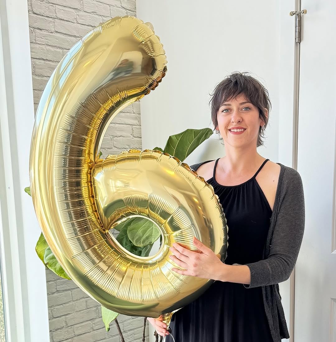 IWERP durable foil balloon remains impressive through long celebrations.