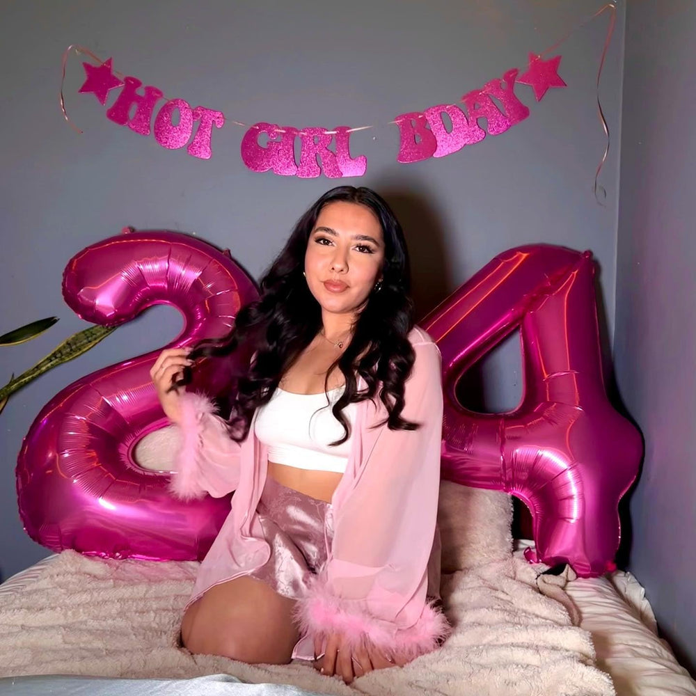 IWERP hot pink 40-inch number balloon for bold photo moments.