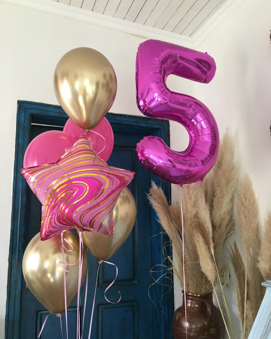 IWERP hot pink 5 balloon enhances birthday photo moments.