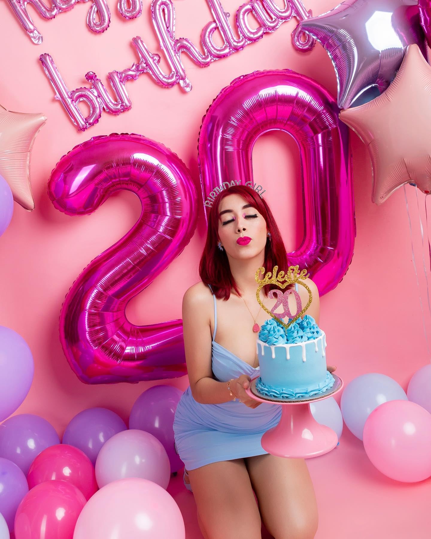 IWERP hot-pink number balloon collection elevates celebrations with color.