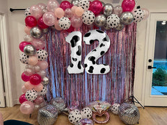 IWERP 40-inch balloon supports versatile displays, whether floating or hanging.
