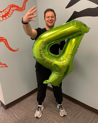 IWERP light green 3rd birthday balloon for festive photos