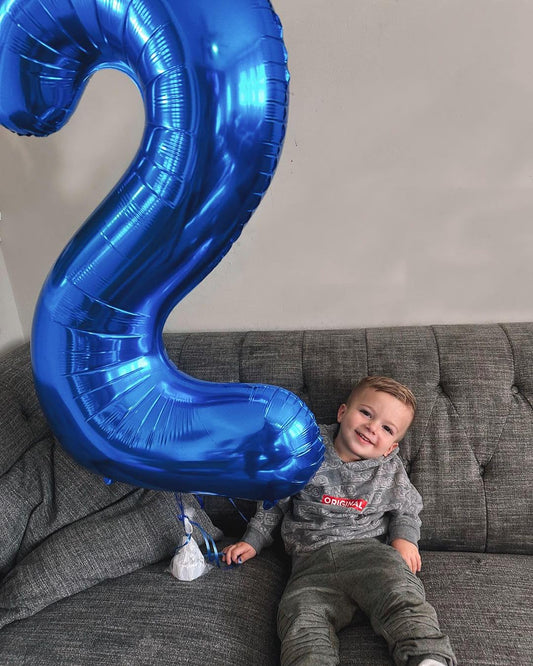 IWERP navy blue 28-number balloon, 40-inch, helium float setup for celebration