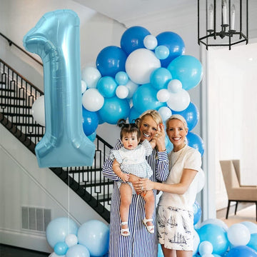 IWERP pearlescent blue party decor with glamorous shine