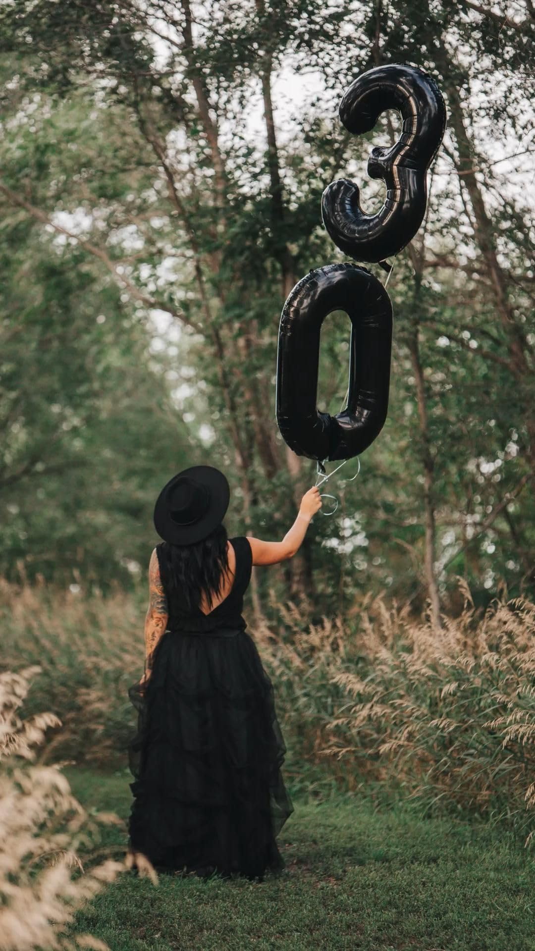 IWERP Photo prop balloon for stylish birthday moments