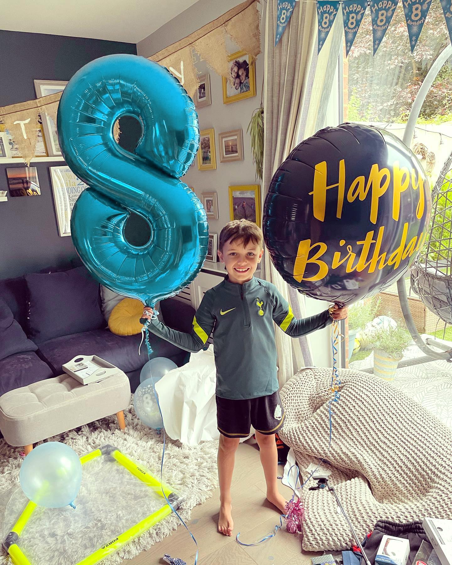 IWERP reusable birthday balloon offers reuse across celebrations.