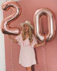 IWERP Rose Gold 10 balloon inflates with helium for a floating effect.