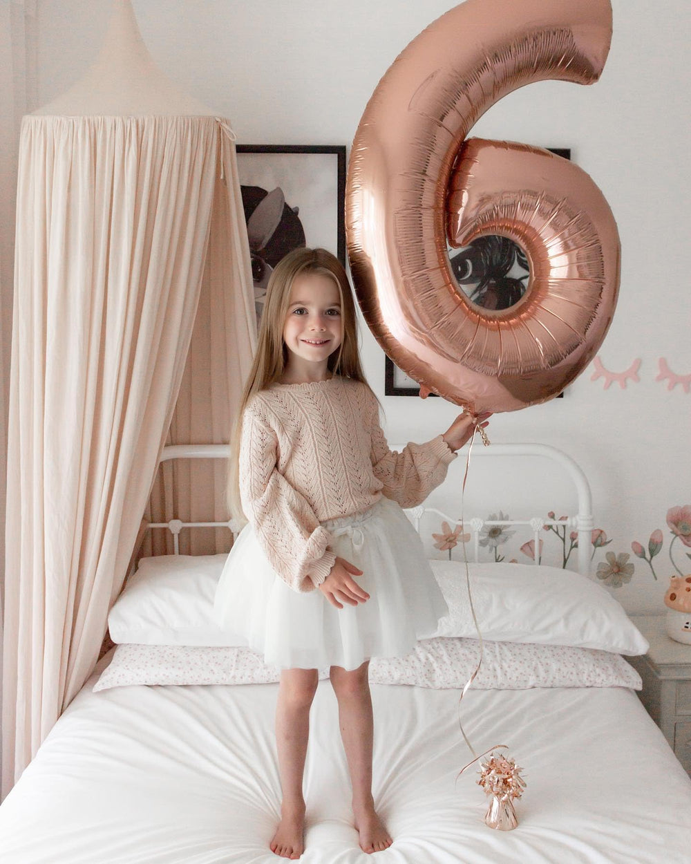 IWERP rose gold 50th anniversary decor creates a luxurious centerpiece