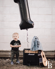 IWERP Self-sealing 17 balloon used in versatile party styling