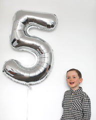 IWERP Self-sealing number balloon enables quick inflation and reuse.