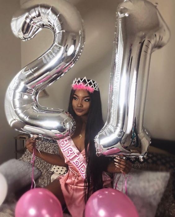 IWERP silver 60th birthday balloon decor for cozy home celebrations.