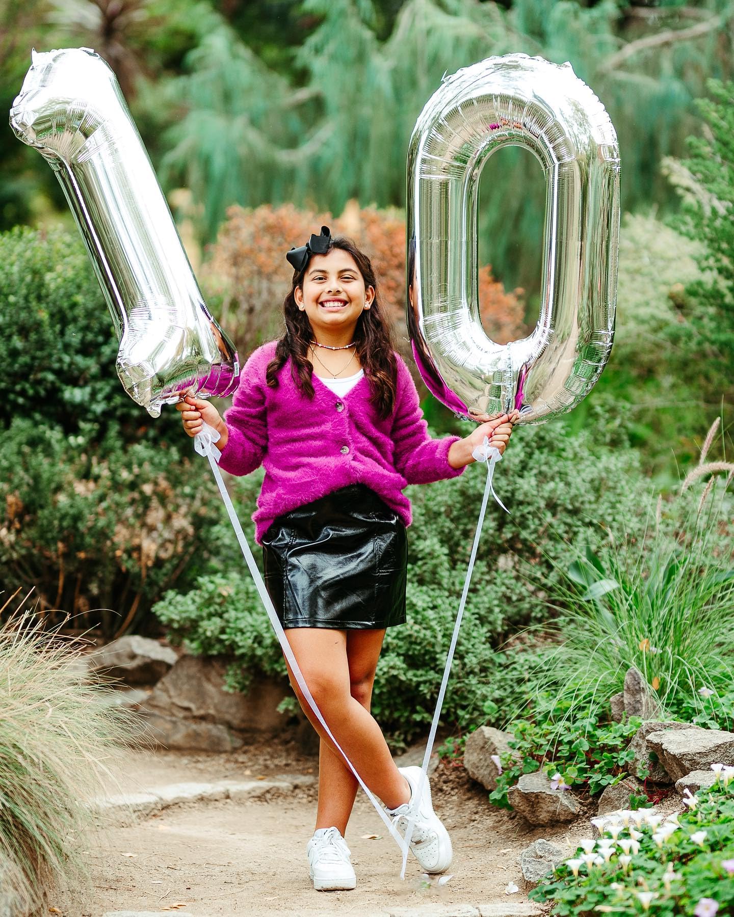 IWERP Silver Number 1 Balloon adds shimmering elegance to celebrations.