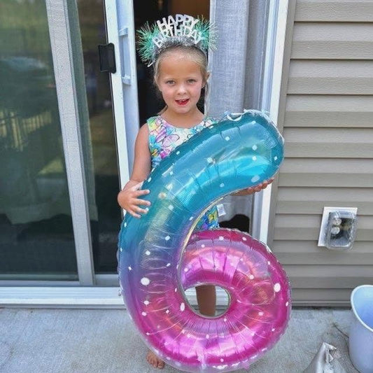 IWERP Starry Sky birthday entrance decor creates an inviting party vibe.