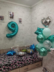 IWERP Teal 9 Balloon entrance display adds ambiance