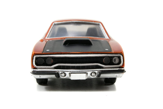 Jada Fast & Furious 1:32 Dom's Plymouth Road Runner open-doors highlights scale-accurate interior.