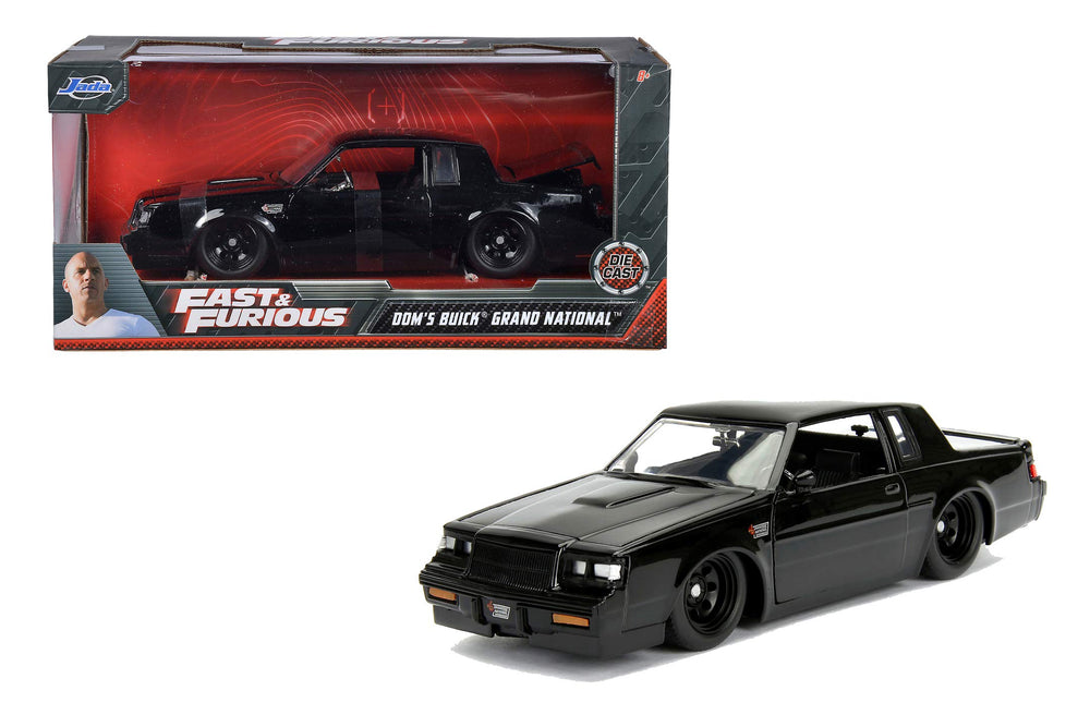 Premium rubber tires on the Jada Grand National enhance authentic rolling aesthetics