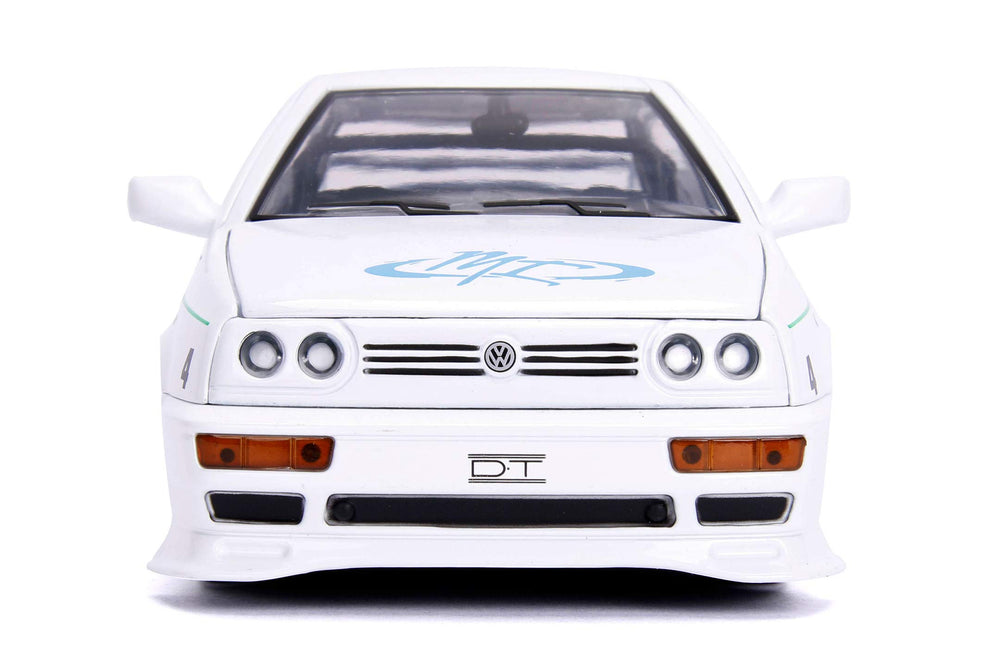 Jada Jesse's Volkswagen Jetta 1:24 detailed interior offers screen-accurate cues.